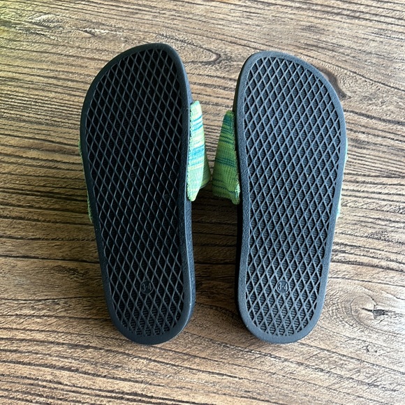 Gap Kids Unisex Slide on Sandals - Picture 4 of 5